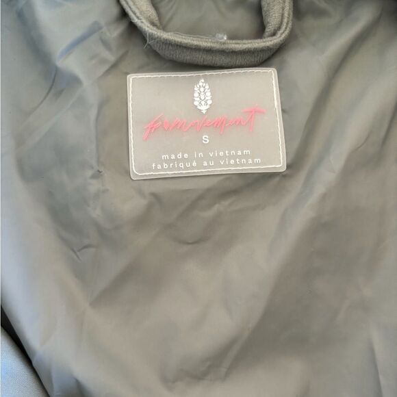 NWT Free People FP Movement Revolve All Prepped Ski Jacket In Greyed Olive - Picture 6 of 10